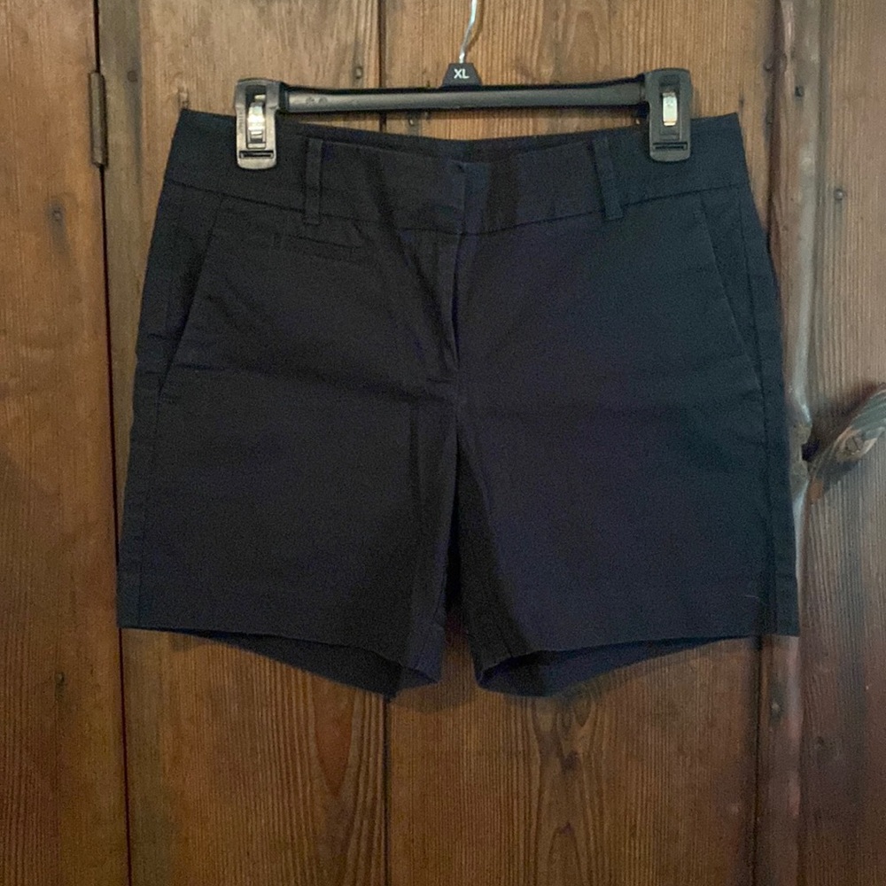 Ann Taylor black dress shorts. Size 2